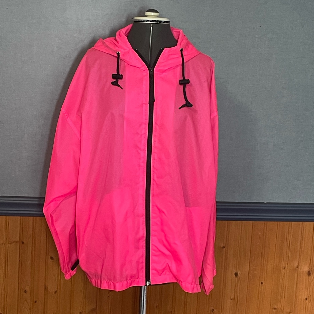 Euc Pro Spirit Rain Repellent Windbreaker
